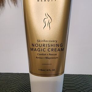 Beauty SkinRecovery Nourishing Magic Cream - Gold and White